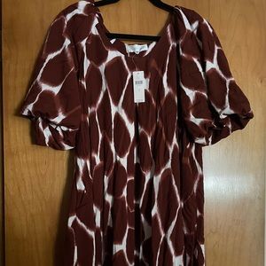 Puff sleeve mini dress. Giraffe print. Never worn!